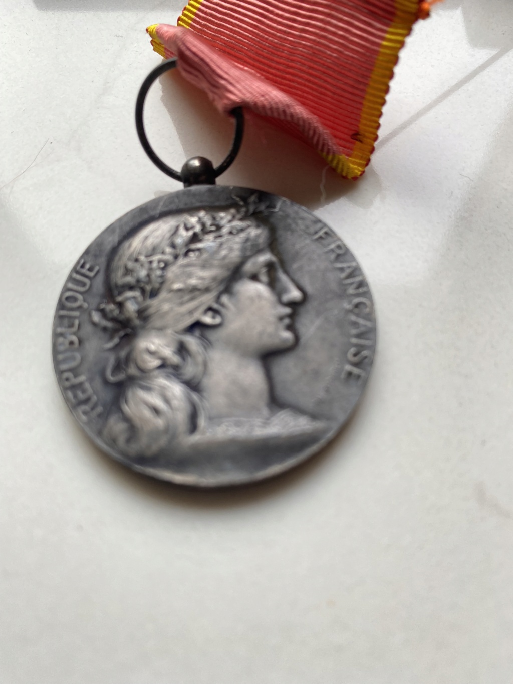 Identification et estimation Légion d'Honneur et médailles Mzodai10