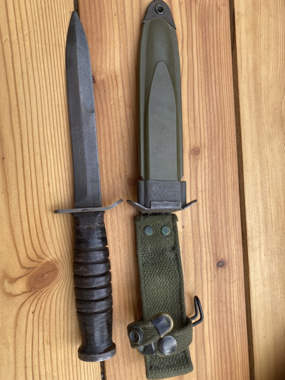 Couteau USM3 et couteau-baïonnette USM4 pour estimation Usm110