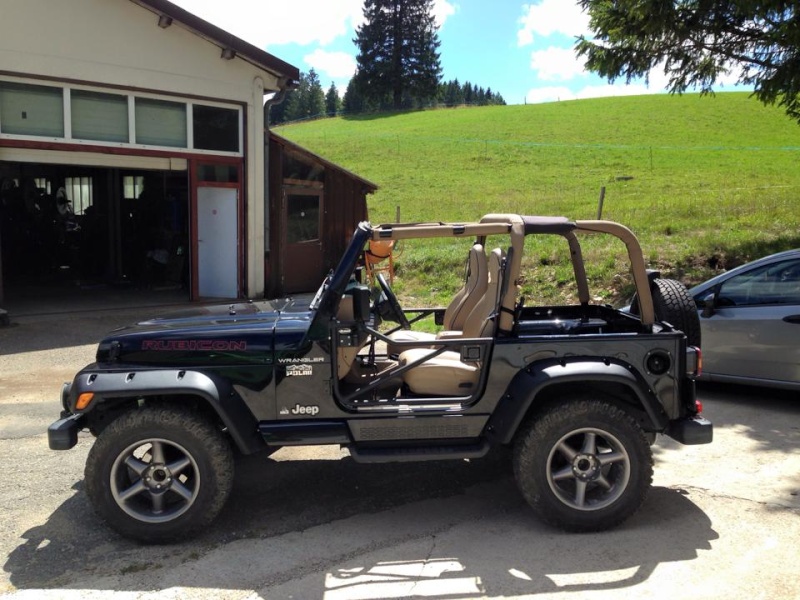 kviper et ces 2 jeep 25610