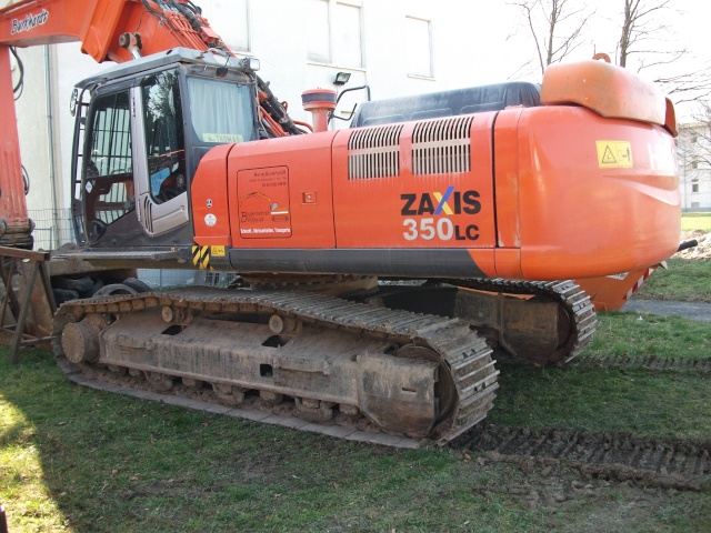 Abrissbagger im Technikmuseum Speyer. 2810