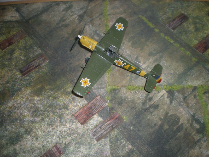 [Heller-ABT] 1/72 - Messerschmitt Bf 109 E Roumain 1941   (VINTAGE)  (bf109) Imgp0161