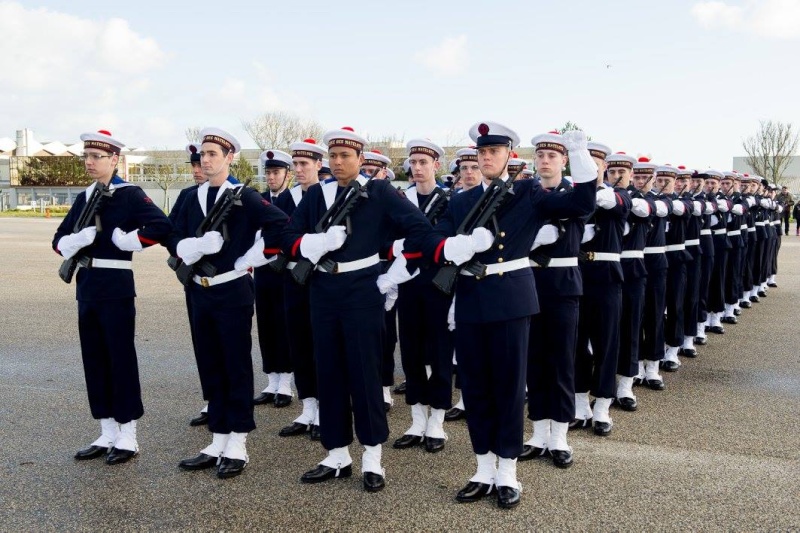 Les actualités de la Marine Française - Page 41 11110