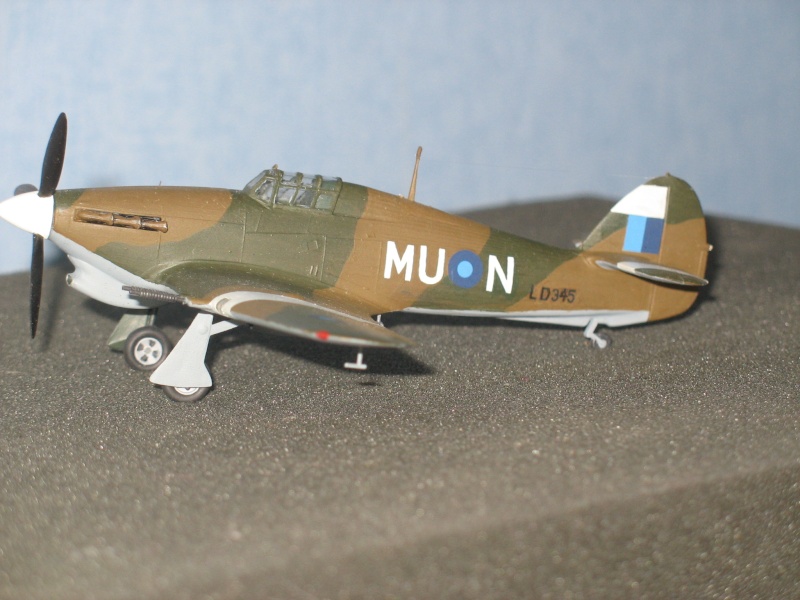 [Chrono Mars 2016] [Revell] Hawker Hurricane Mk. IIc Img_0110