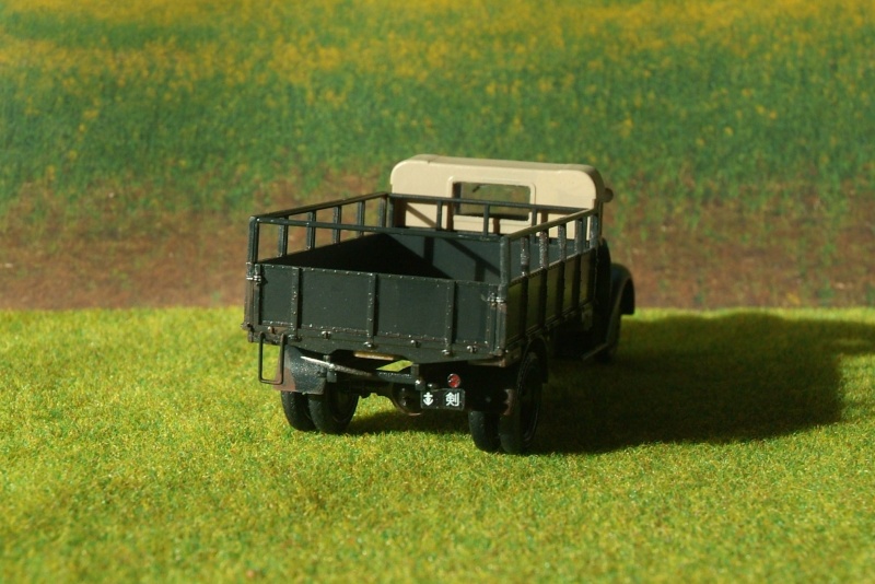 Camion ISUZU TX40 Type 97 [Hasegawa 1/48] Dscf0046