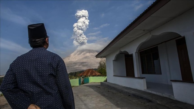 Indonezi:Shperthen vullkani Thumbs12