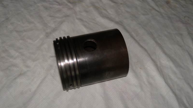 MOTEUR IHC FAMOUS 2HP N° KA 9363 ANNEE 1908 Dscn4010