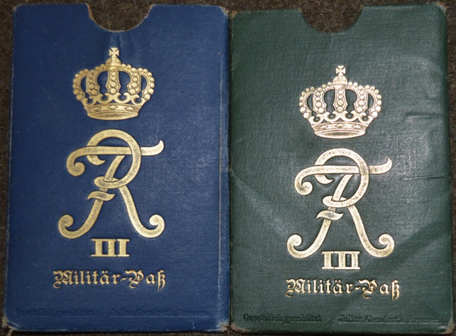 Les pochettes pour Militärpass et Militärpapiere  Jr_11410
