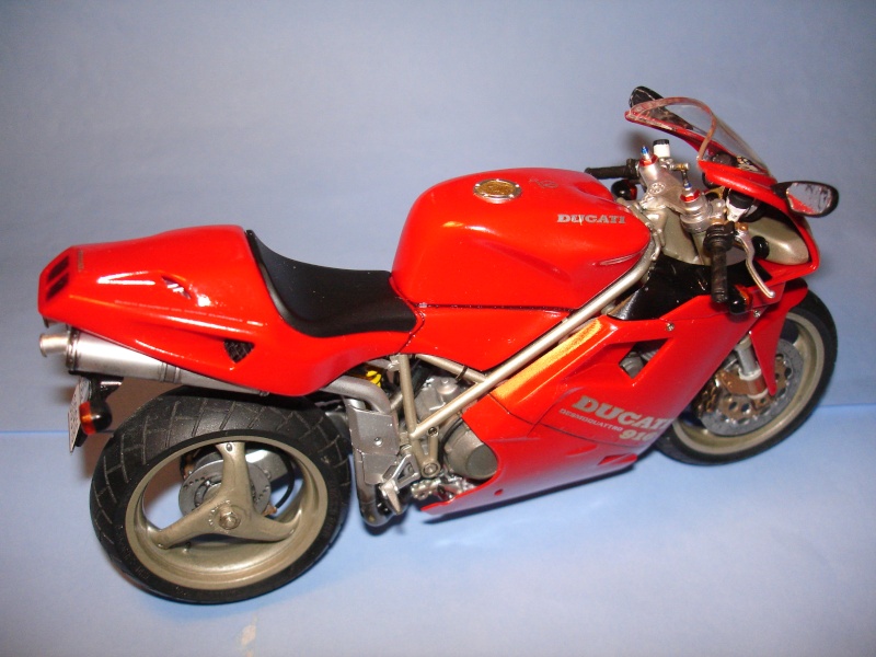 Ducati 916 1/12 Tamiya Dsc02528