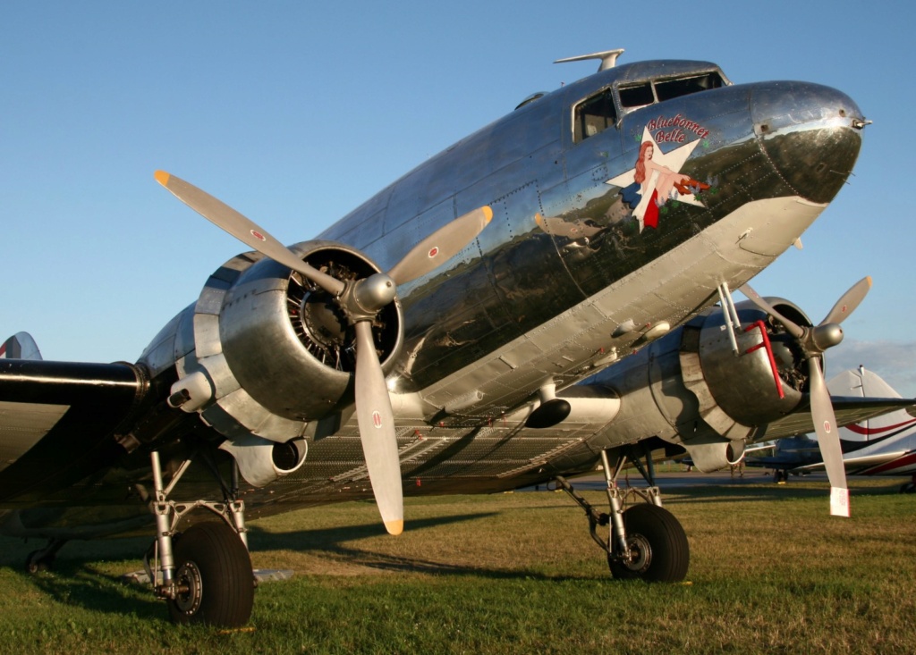 Le C-47 “Blue Bonnet Belle” détruit dans un accident . C-47-b10