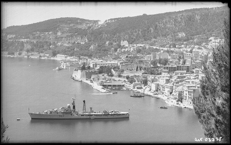 VILLEFRANCHE sur MER Patrimoine historique et  maritime - Page 2 1960_s10