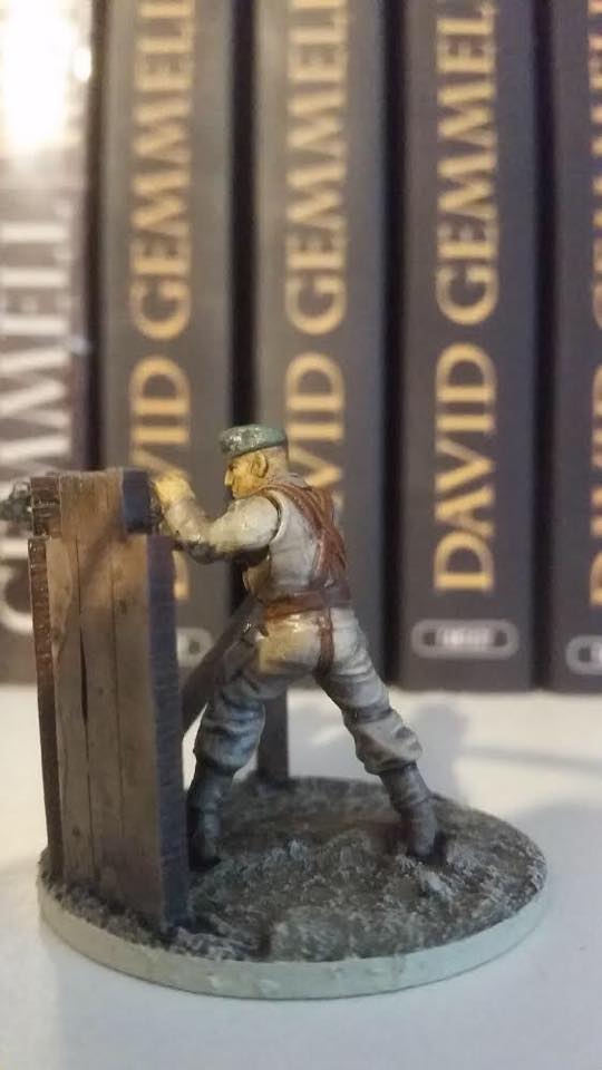 Concours peinture DUST 1947 : 1 figurine au choix (les votes !) Vincen13