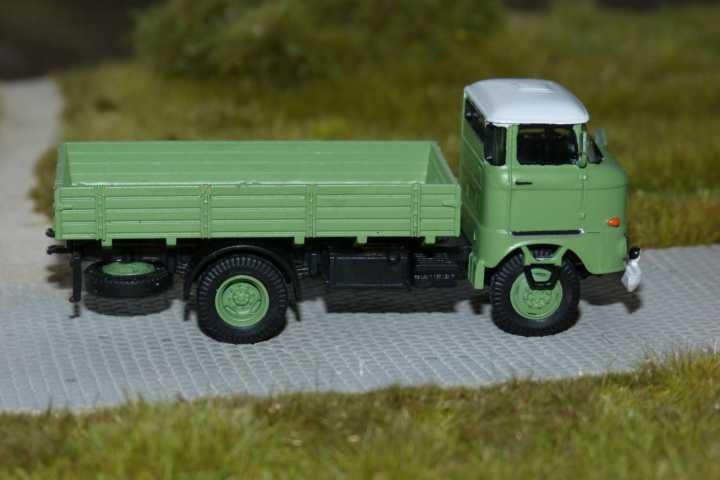 W50 Pritsche/Plane Varianten W50_l_15