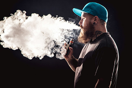 la Royal Society for Public Health clasifica a las tiendas de vapeo como "saludables" Mitos-10