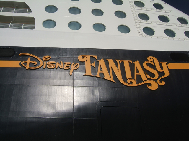 Croisière sur le Disney Fantasy du 9 au 16 novembre 2013 - Page 2 Dscf3311