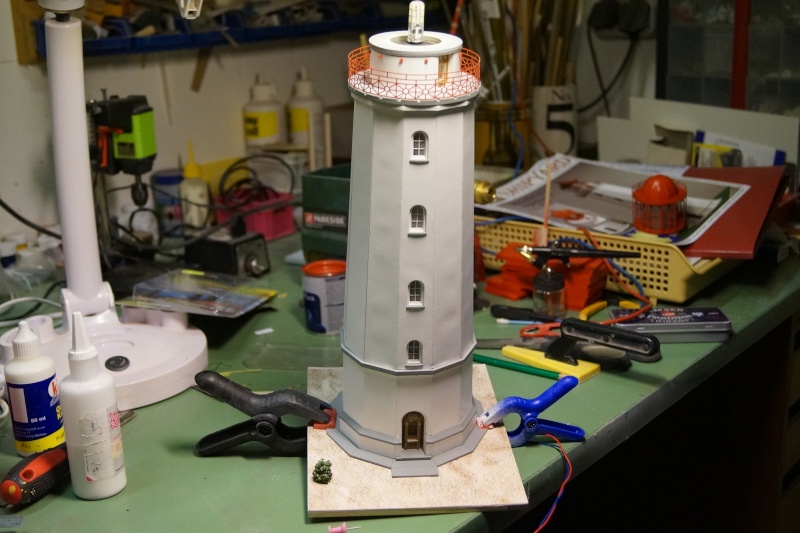 Fertig -  Der Leuchtturm Dornbusch auf Hiddensee in 1 : 72 gebaut von guennie - Seite 5 Dsc05130