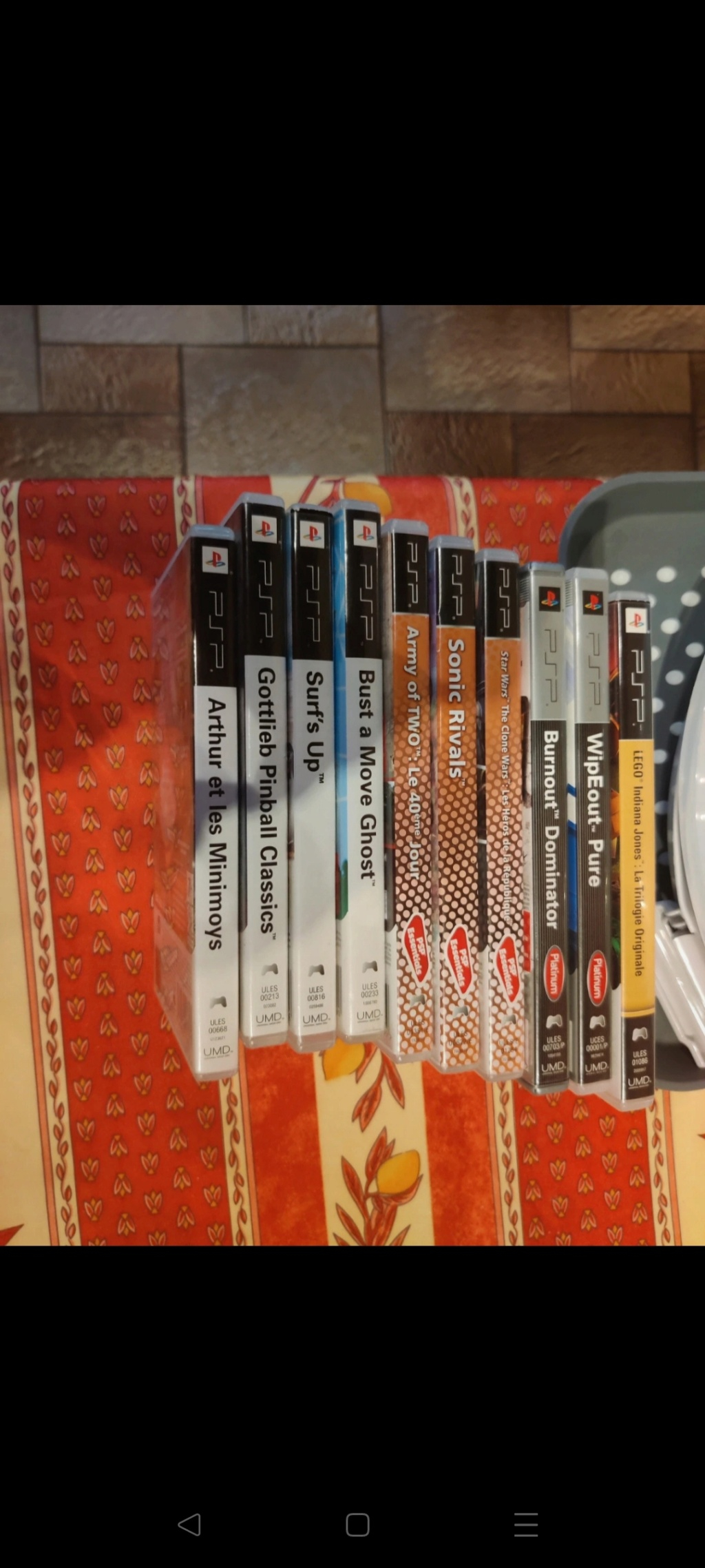 (vds) lot PSP avec 15 jeux Screen11