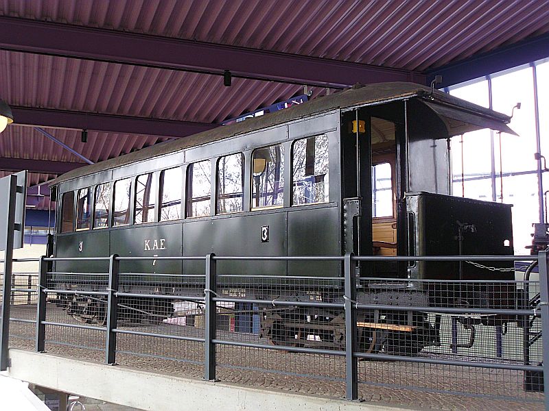 Kreis-Altenaer-Eisenbahn - Lok 22 + Zug im Museum Lüdenscheid Dsci0154