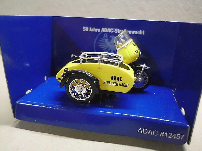 MAISTO / ADAC-Sondermodell BMW R60/2 Seitenwagen in 1/43 Dsci1073