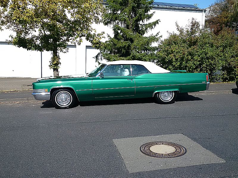 Cadillac De Ville - "auf dem Parkplatz schnappgeschossen" - 22.09.20 Img_2111