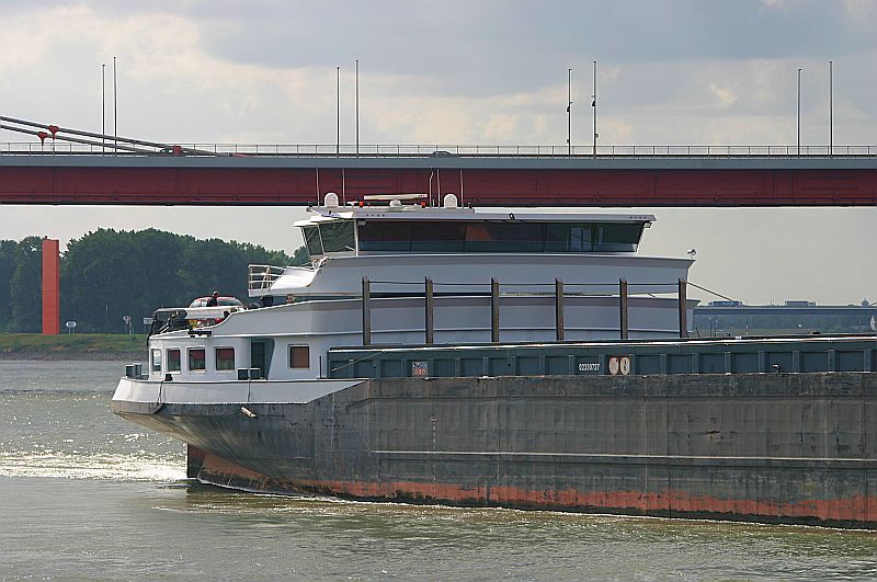 Kleiner Rheinbummel in Duisburg-Ruhrort und Umgebung - Sammelbeitrag - Seite 7 Img_8047