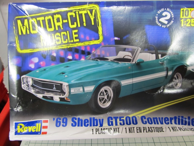 1969 Shelby GT 500 Convertible in 1 zu 25 von Revell Img_3825