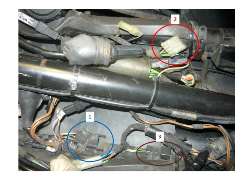 emplacement de pieces pour le montage d un autoradio Sonde_11