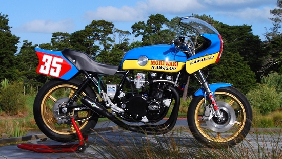Moto revue Classic;Kawa Z 900 superbike réplica.... Bike2-10