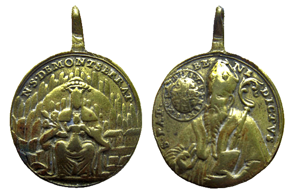 Recopilación medallas de la VIRGEN DE MONTSERRAT © Montse55