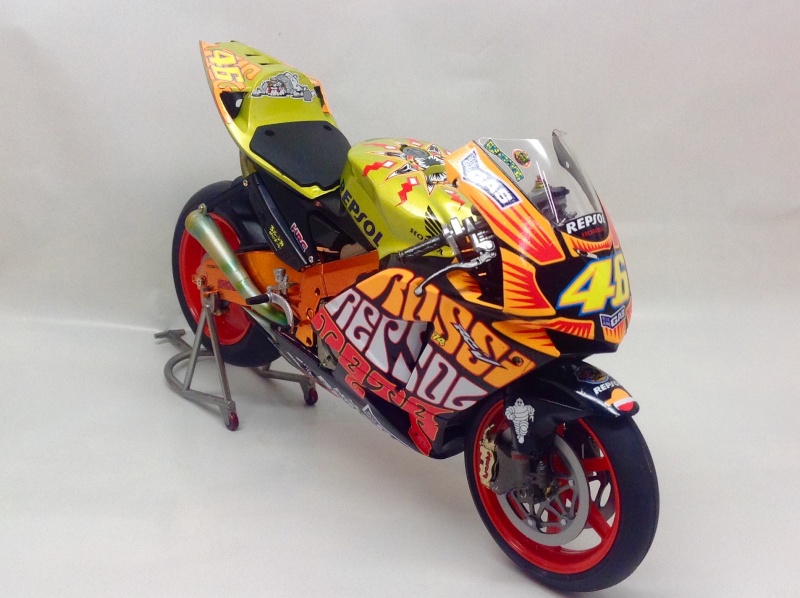 Rossi Valenciea Bike Image37