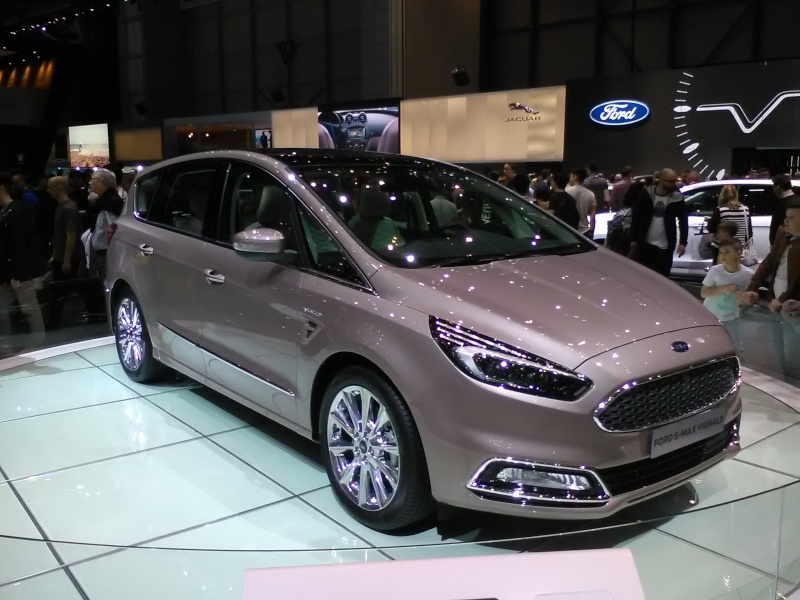 Le Ford S-Max Vignale dévoilé à Genève ? Img_1911