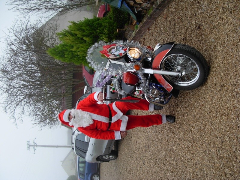 Pères Noel en motos Dscn3115