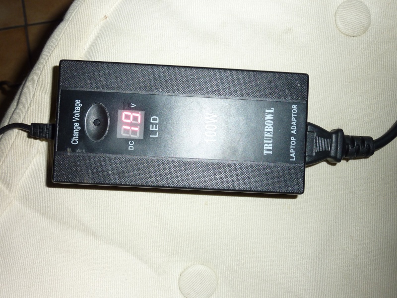 Convertiseur 12v - 19v pour PC portable P1050712
