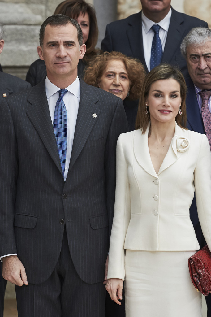 AGENDA DE SM. REYES FELIPE y LETIZIA  - Página 22 Esp610