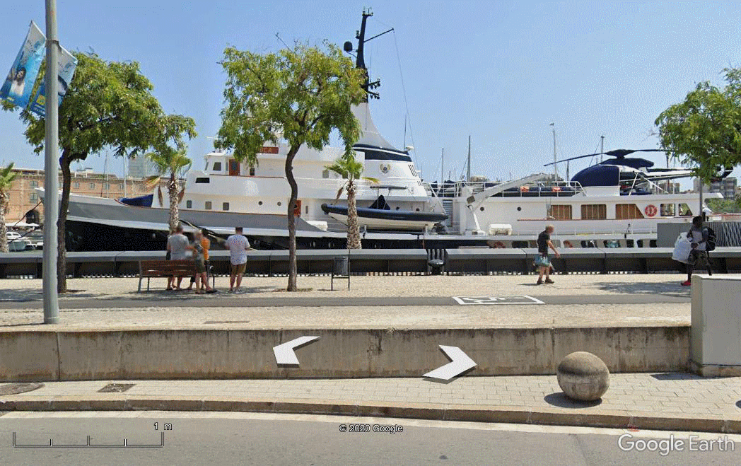STREET VIEW : Les limousines Yacht10