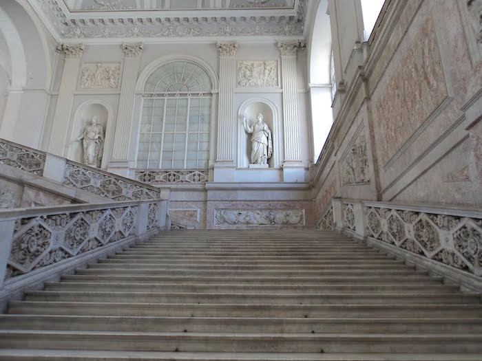 Le palais royal de Naples 75364210