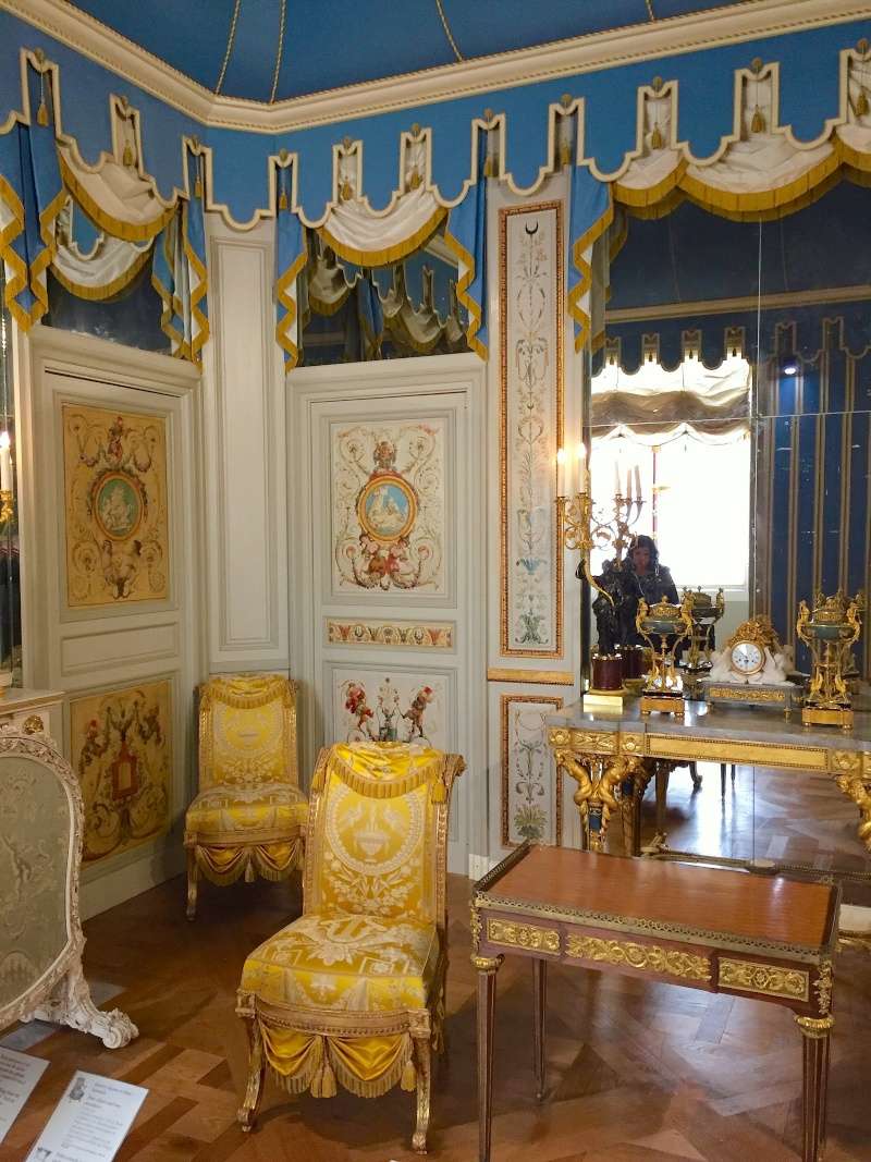 turc - Décors et meubles des boudoirs turcs du comte d'Artois : reconstitution au musée du Louvre Img_8118