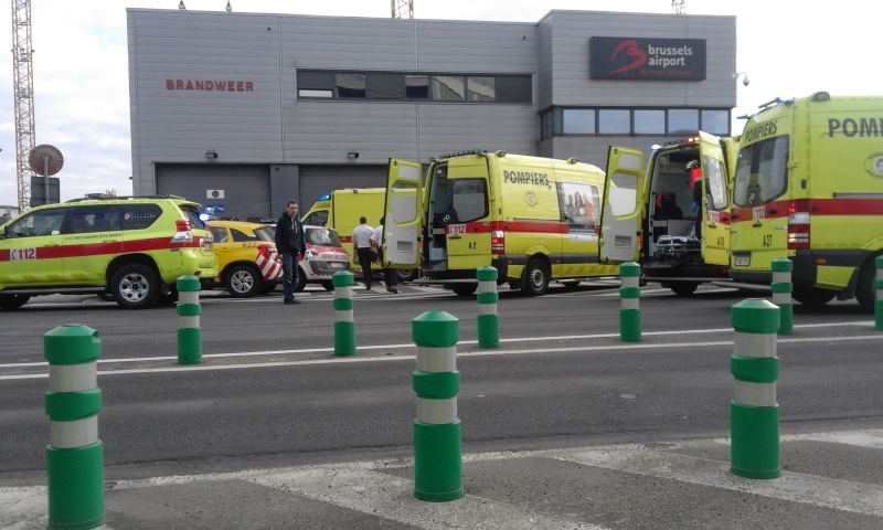 Plusieurs explosions à l'aéroport de Zaventem et dans le centre de Bruxelles (22/03/2016 + photos) 20160311