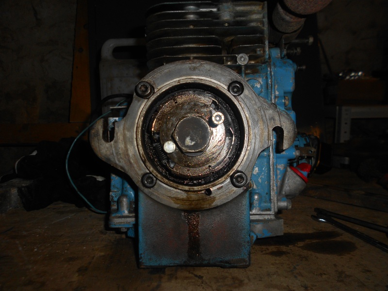 Motoculteur staub (un 5000 à confirmer), moteur bernard 417 Dscn6119