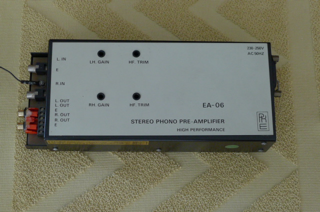 PKE EA-06 Stereo MM Phono Pre-Amplifier (Used) SOLD P1110450