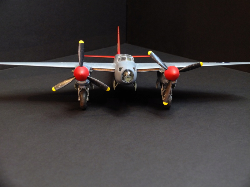 1/48 Mosquito PR XVIII Tamiya - Page 5 Dscf4916