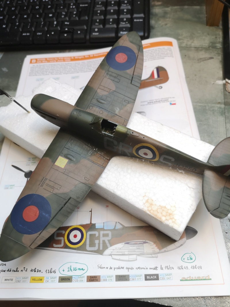*1/48  Spitfire Mk 1   Eduard - Page 4 Img_2096