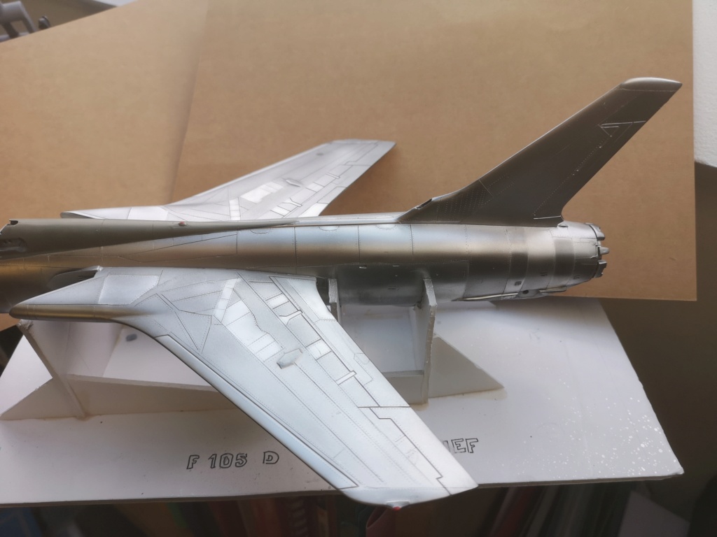 *1/48 F 105 D Monogram - Page 5 Img_2215