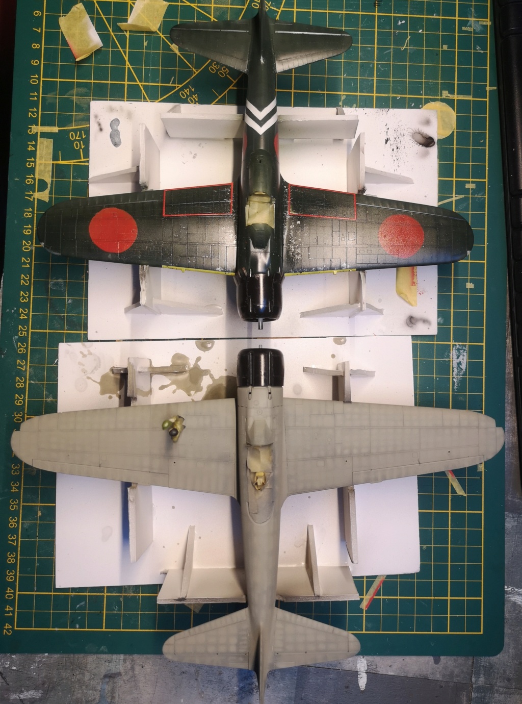 * 1/48. Zero A6M2 Eduard et A6M5c Tamiya - Page 5 Img_2428