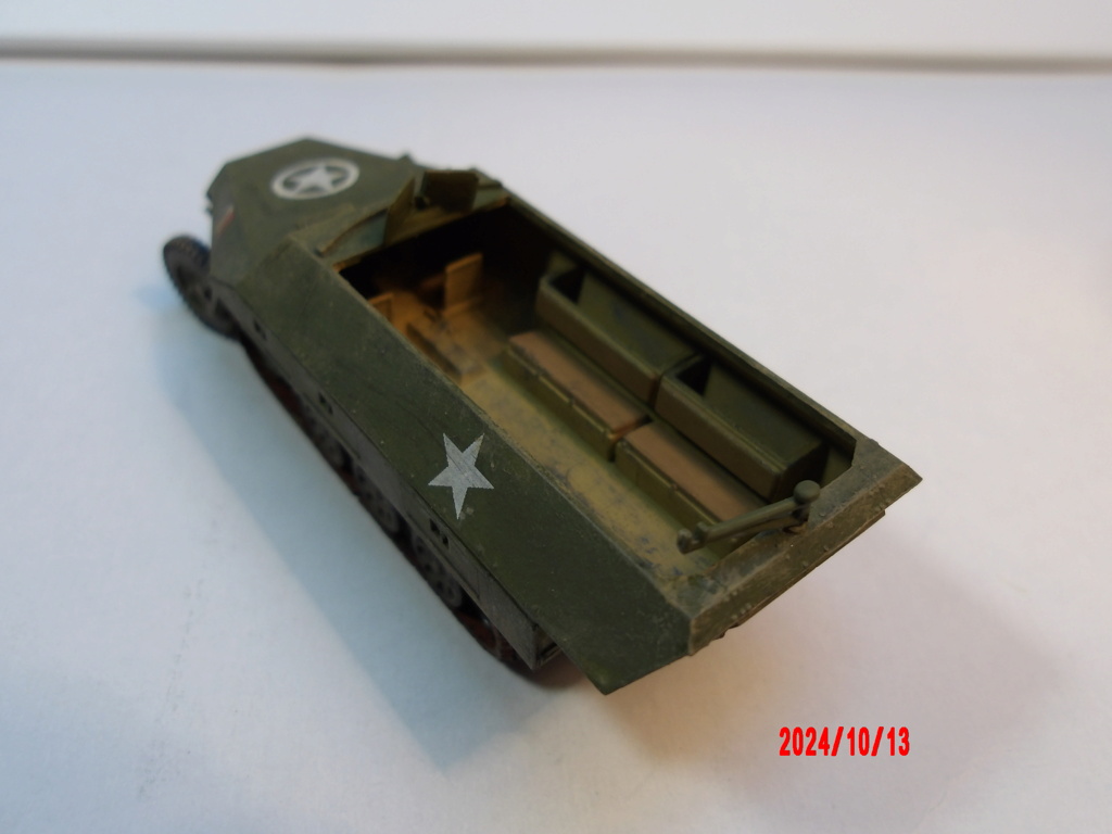  [ HASEGAWA ]  Sd Kfz 251/1 Ausf D de prise 100_0588