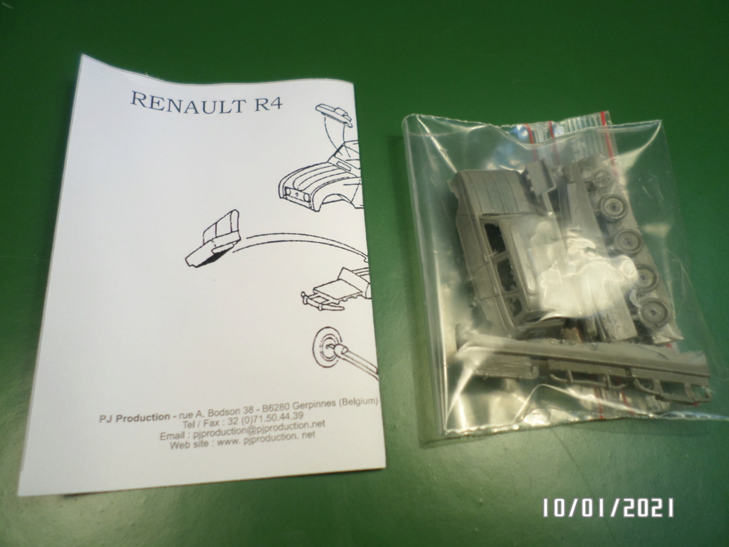 [ PJ Production ]   RENAULT  4L Sam_3149