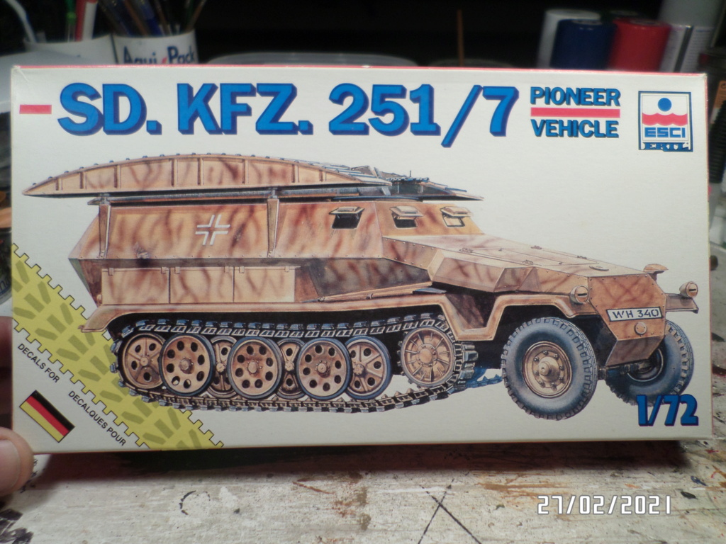 [ ESCI ]   Sd Kfz 251/1 Ausf C   Sam_3388