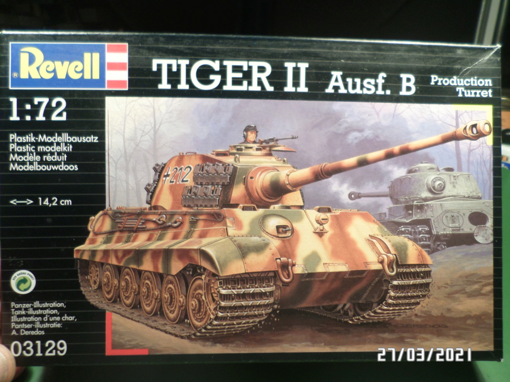 [ REVELL ]   Sd Kfz 182   Tiger II Ausf B    ( Tourelle Henschel )  - FINI - Sam_3555