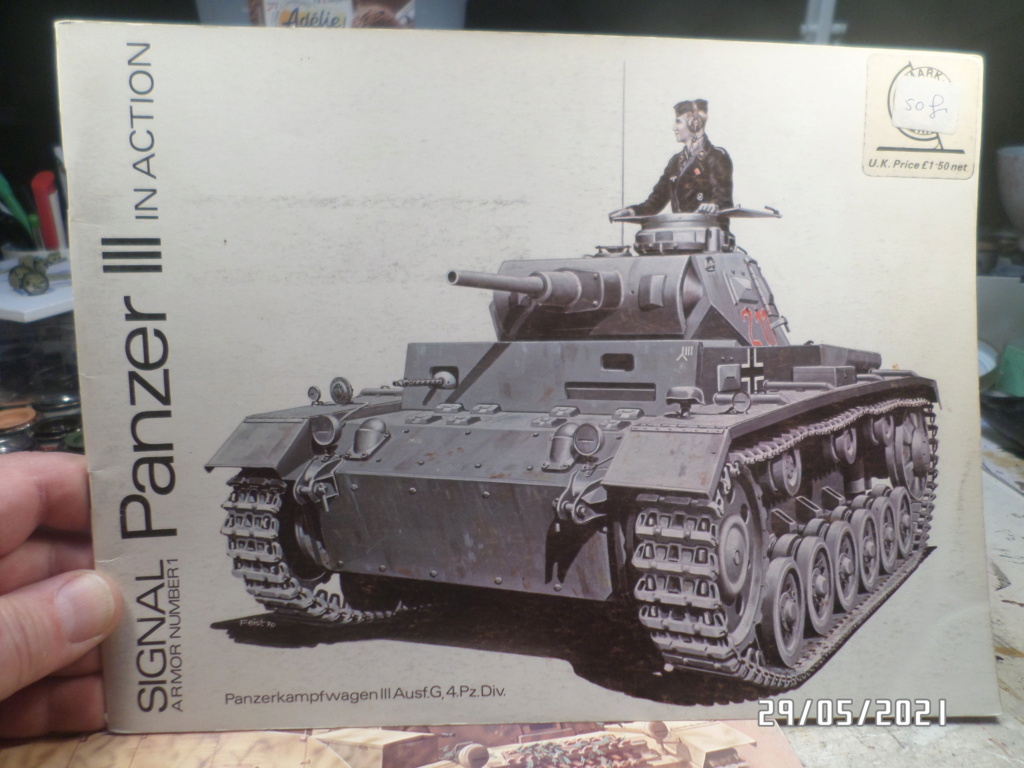 [ ESCI / ALBY ]  StuIG 33 B  ( 15cm sIG ( sf ) sur châssis panzer III ) Sam_3916
