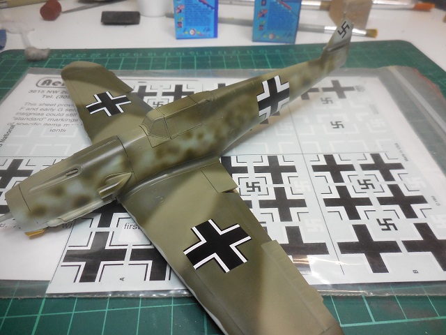 Bf 109 F-2 Zvezda 1/48 Dscn4627