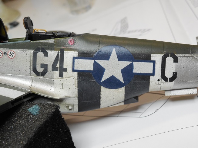 [Eduard] 1/48 - North American P-51D Mustang  - Page 3 Dscn6369